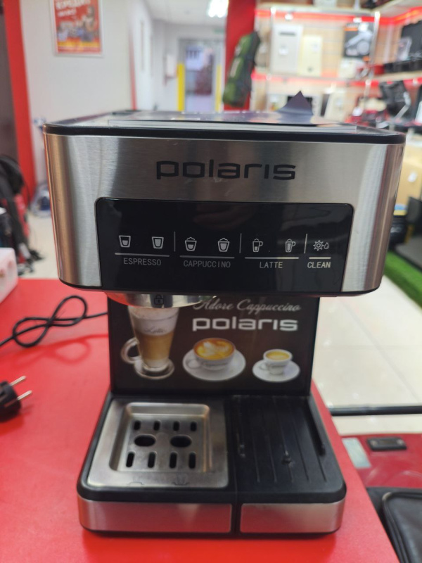 Кофемашина Polaris PCM1541e Adore