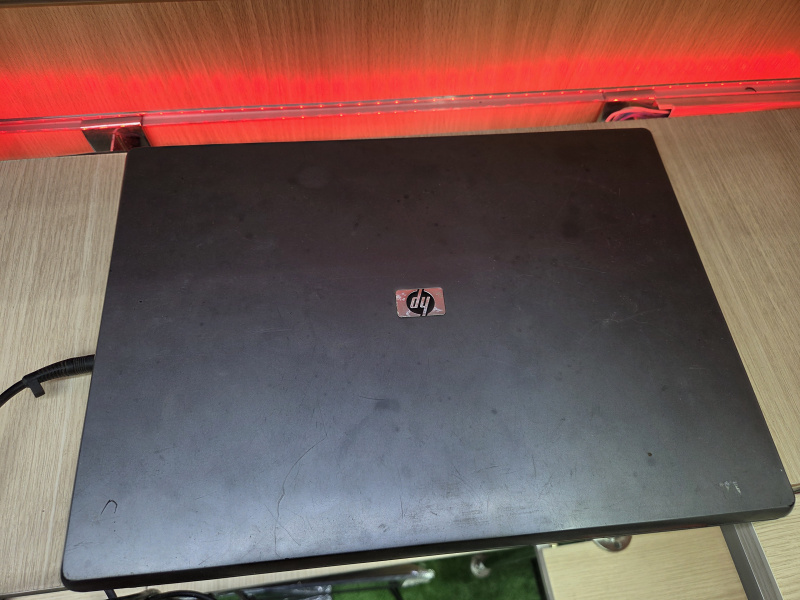 Ноутбук HP HP530