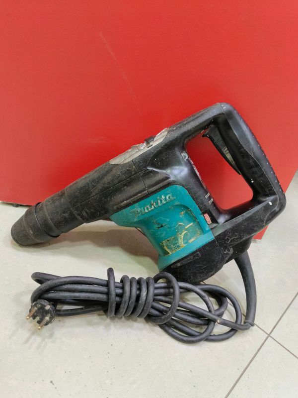 Перфоратор Makita HR3540