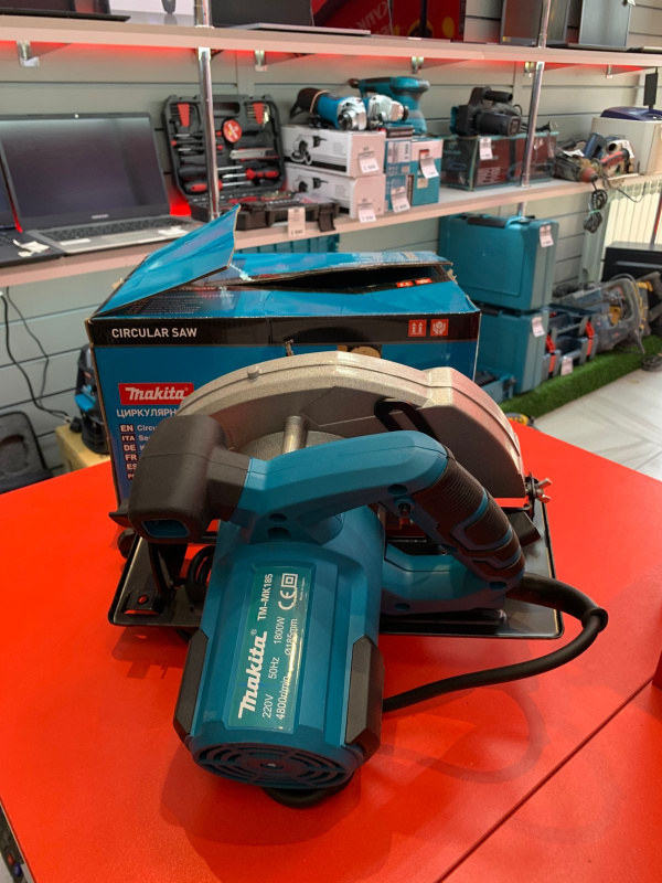 Циркулярная пила Makita (реп)
