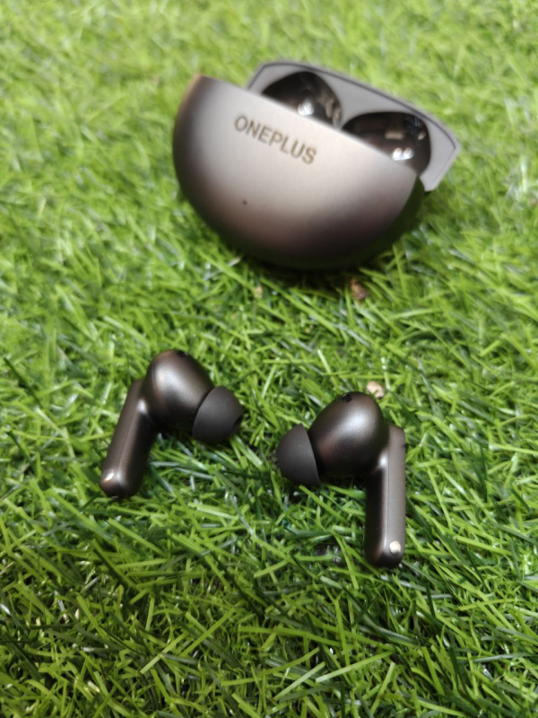 Наушники OnePlus buds 4