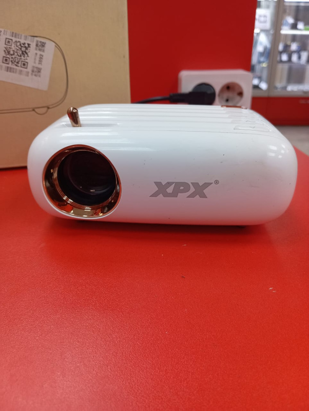 Проектор XPX V1