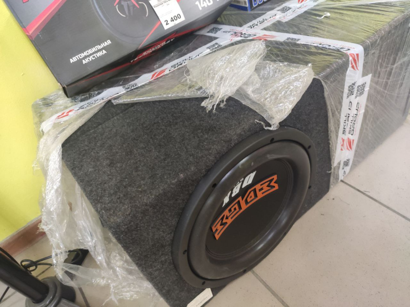Авто сабвуфер Edge EDA 12 в коробе на трубе
