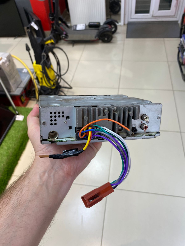 Автомагнитола Pioneer DEH-1600UBG