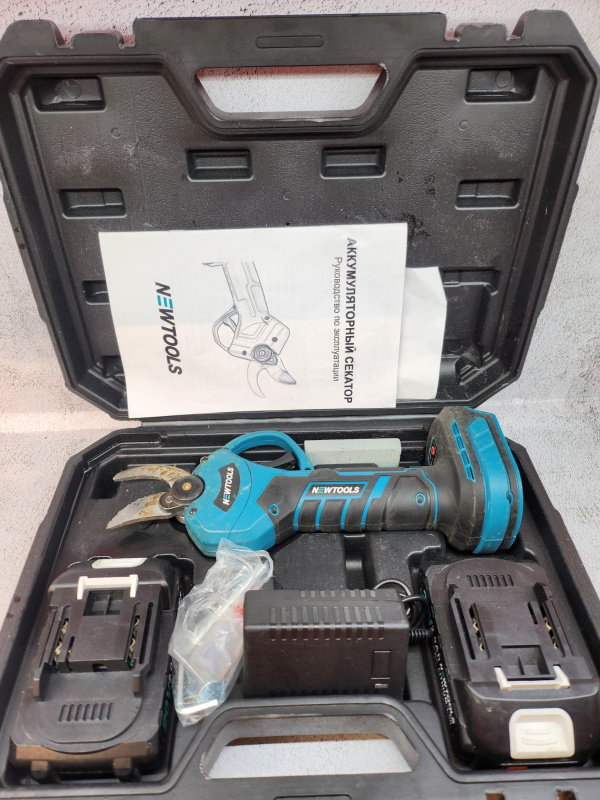Секатор Newtools садовый аккумуляторный