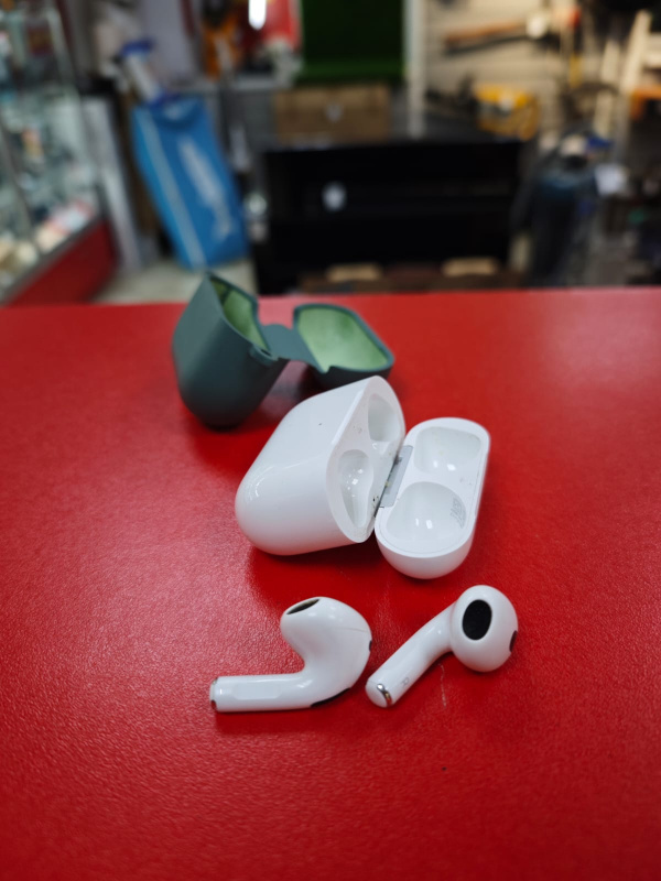 Наушники Apple AirPods 3