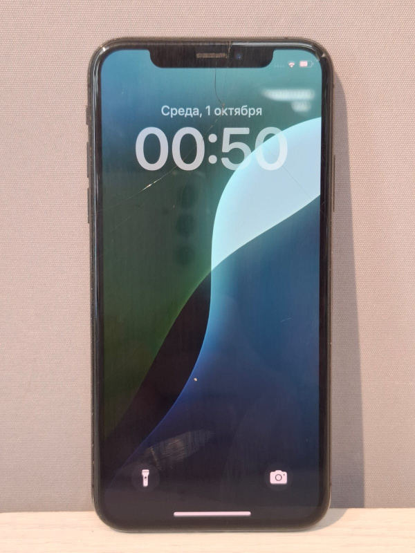 Мобильный телефон Apple iPhone XS