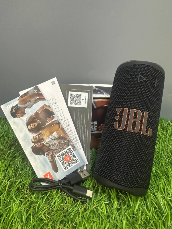 Музыкальный центр JBL Grip