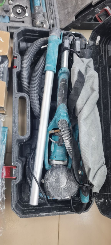 Шлифмашинка Makita 1