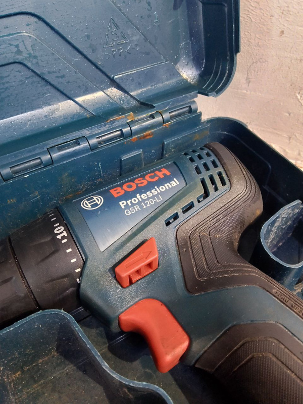 Шуруповерт Bosch GSR 120-LI