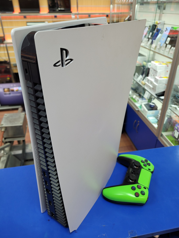 Игровая приставка PS 5   Джойстик PlayStation ---
