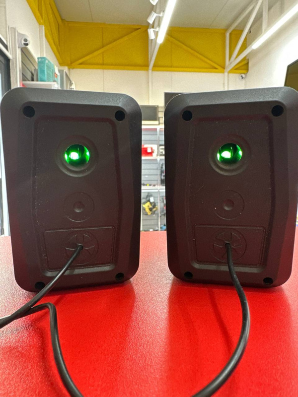 Колонки Колонки  Defender Solar 1