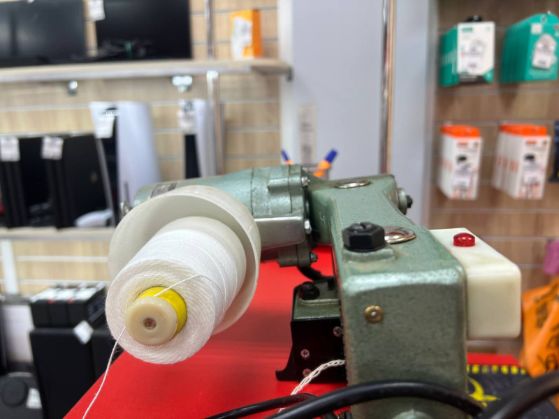 Швейная машина  МЕШКОЗАЩИВОЧНАЯ МАШИНА