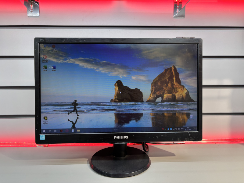 Монитор Phillips HNS7190T