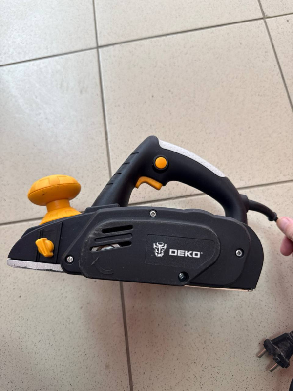 Электрорубанок Deko DKEP1000