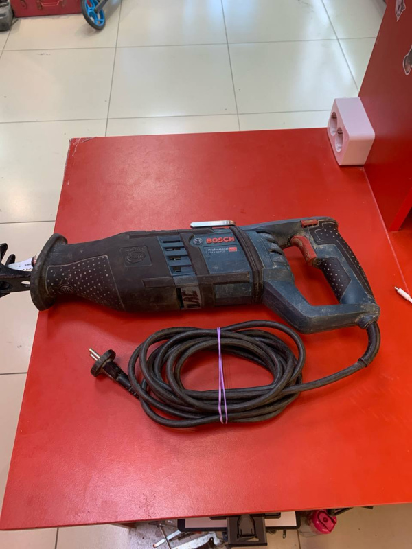 Сабельная пила Bosch 1300