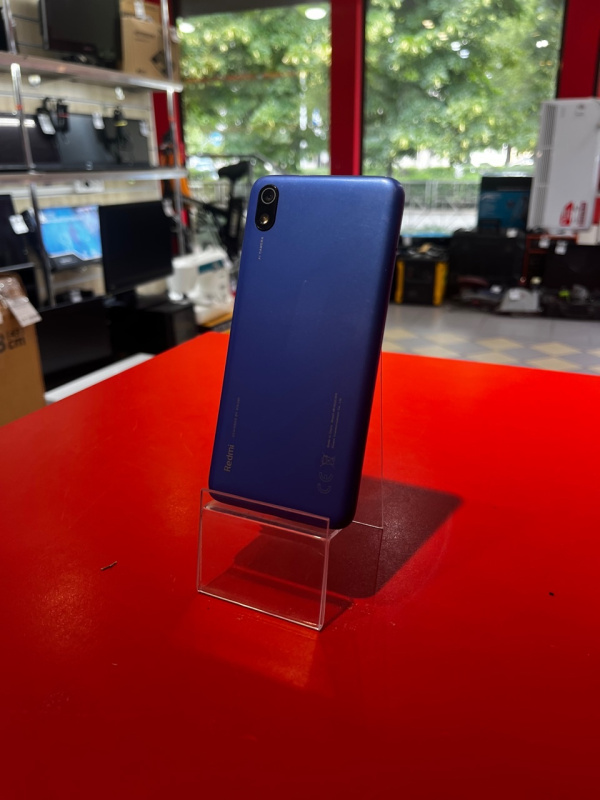 Мобильный телефон Xiaomi Redmi 7