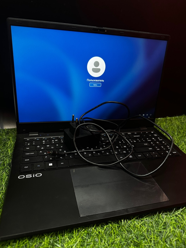Ноутбук OSiO B150i-004b