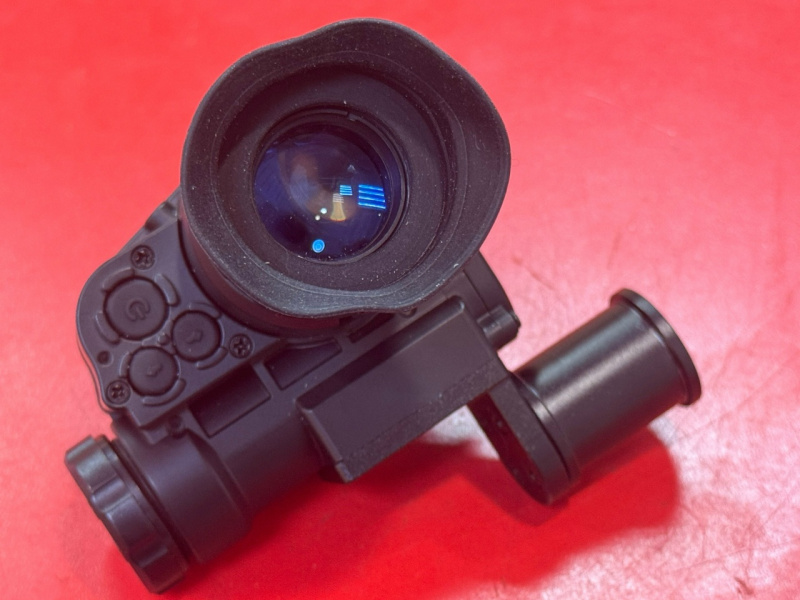 Прибор нгочного видения  NVG 10