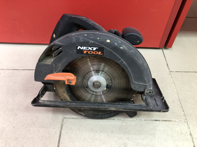 Циркулярная пила Nexttool crp-1600/185