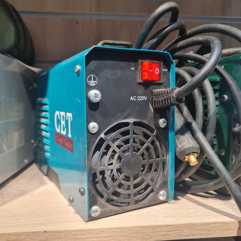 Сварочный аппарат - инвертор ММА CET MMA 250A