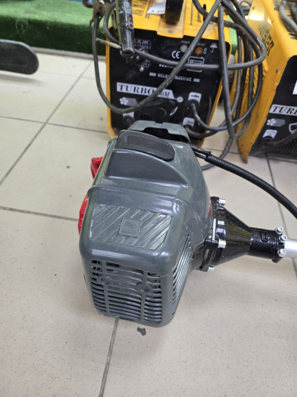 Бензотриммер GEOS bc330