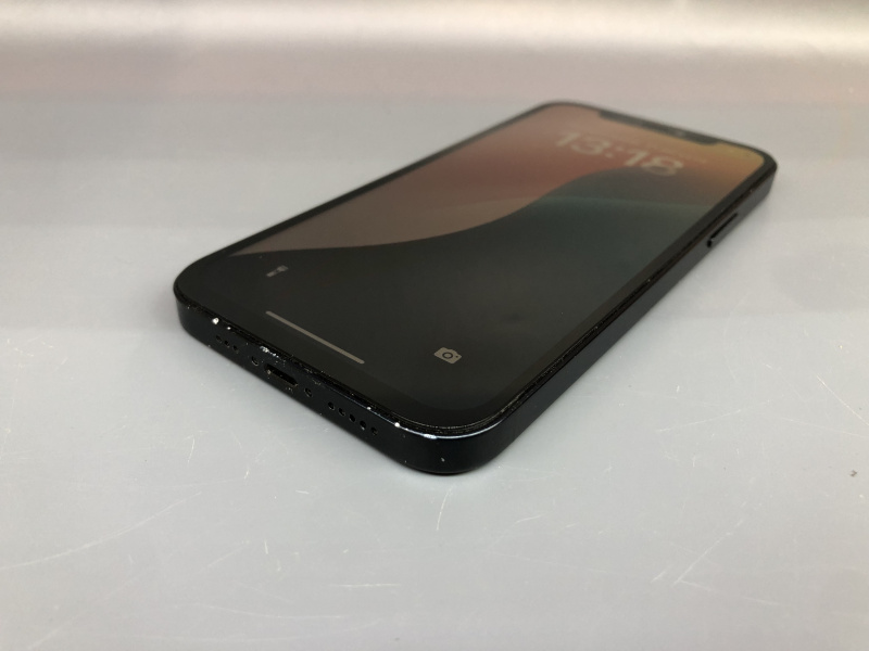 Мобильный телефон Apple iPhone 12