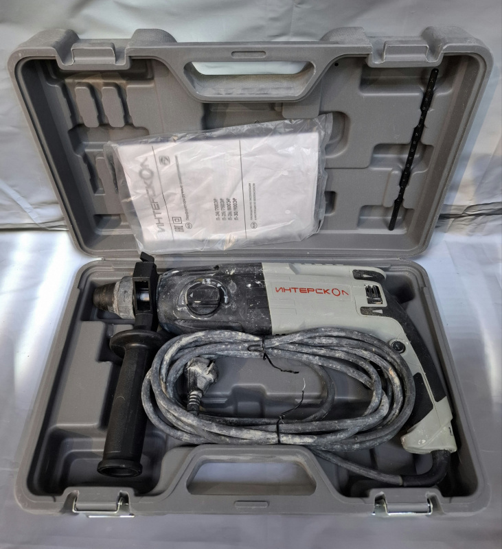 Перфоратор Интерскол П-26/800ЭР