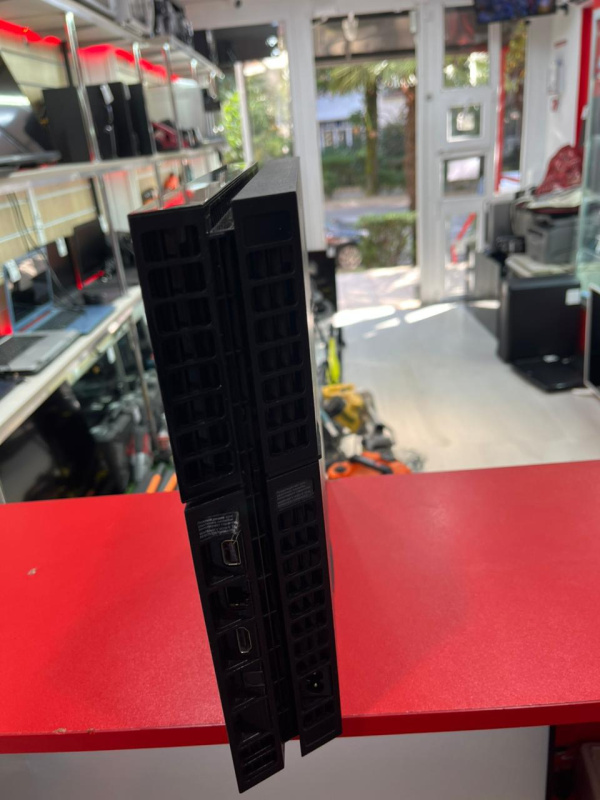 Игровая приставка Sony PS 4 slim 500gb