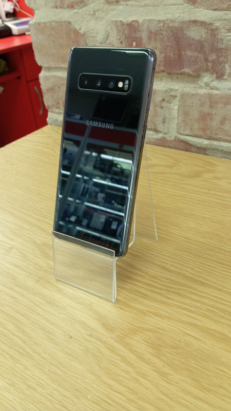 Мобильный телефон Samsung Galaxy S10