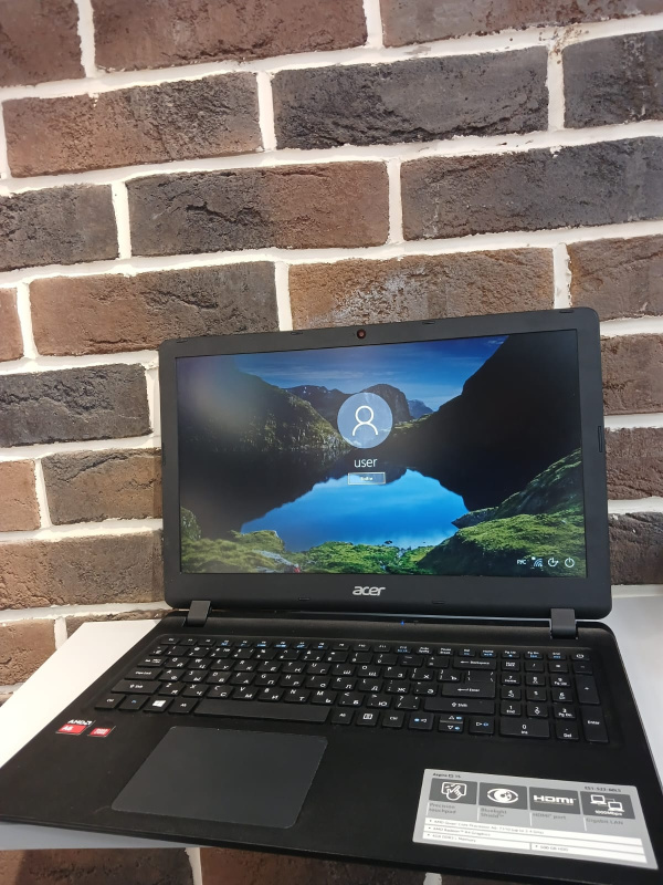 Ноутбук Acer Aspire ES1-523-60LS