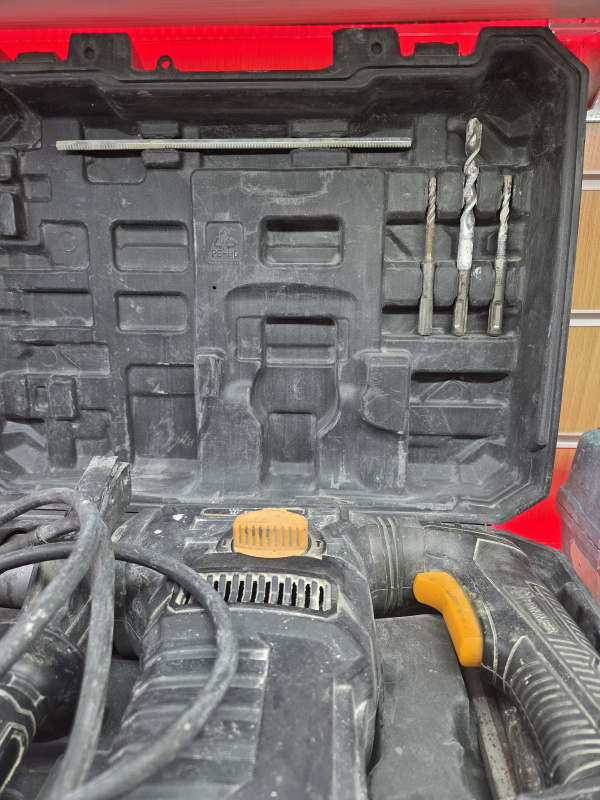 Перфоратор Deko --