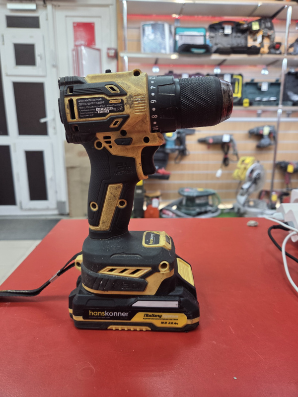 Шуруповерт Hanskonner HCD2065BLC
