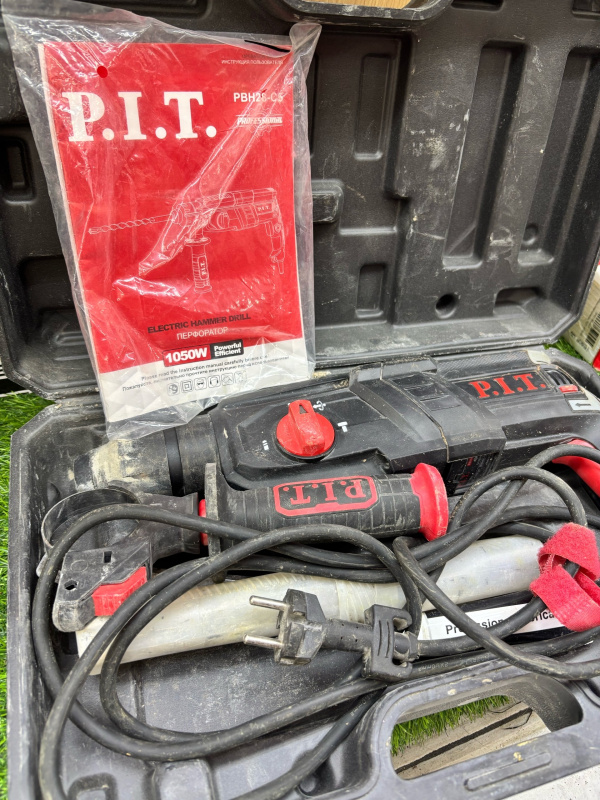 Перфоратор P.I.T. PBH28-C5