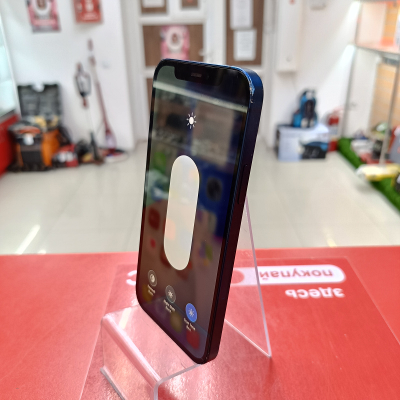 Мобильный телефон Apple iPhone 12