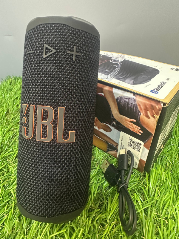 Музыкальный центр JBL Grip