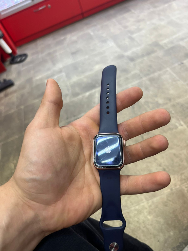 Часы смарт Apple Watch 5