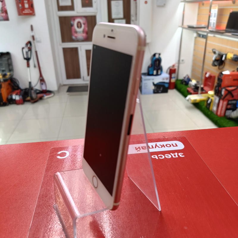 Мобильный телефон Apple iPhone 7