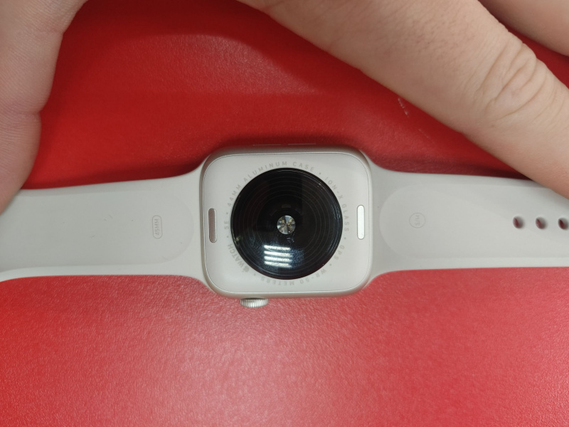 Часы смарт часы Apple SE 44