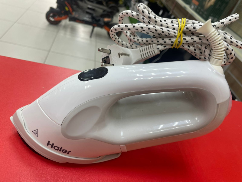 Отпариватель Haier HI-500