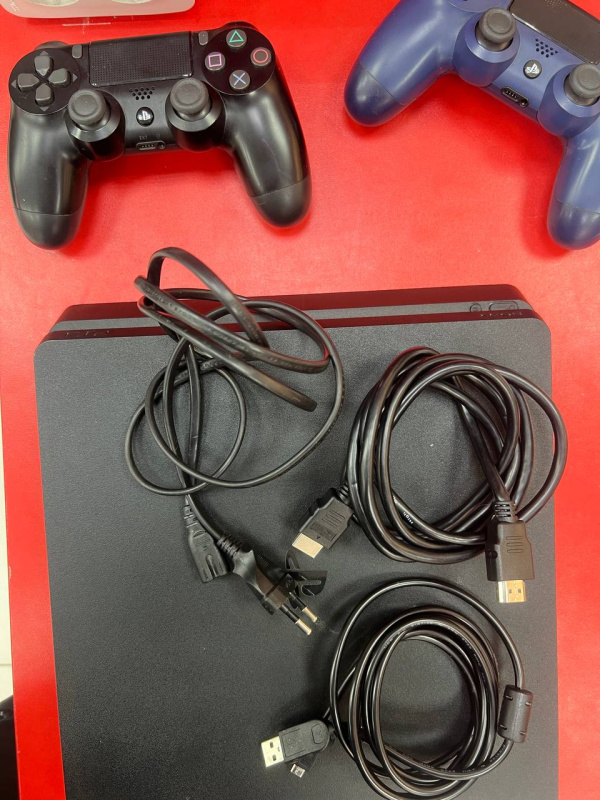 Игровая приставка PlayStation SLIM