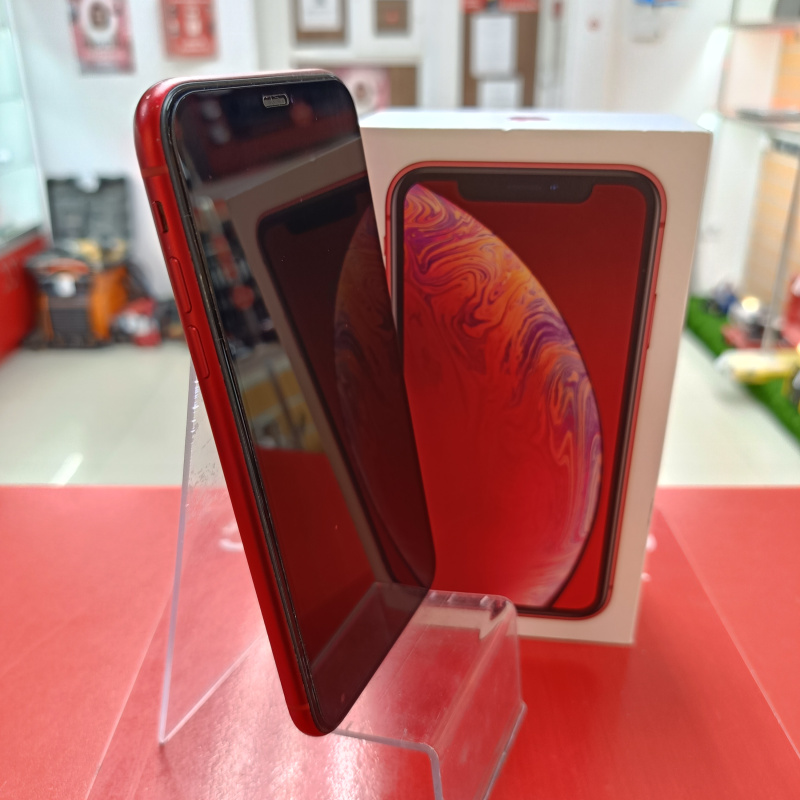 Мобильный телефон Apple iPhone XR