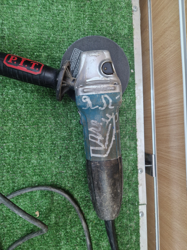 Болгарка Makita GA5030R