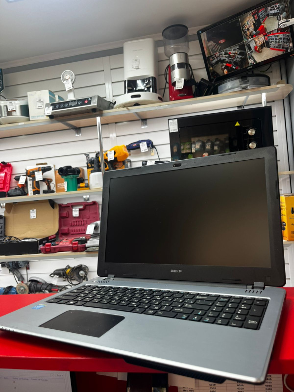 Ноутбук DEXP PGT-15UC