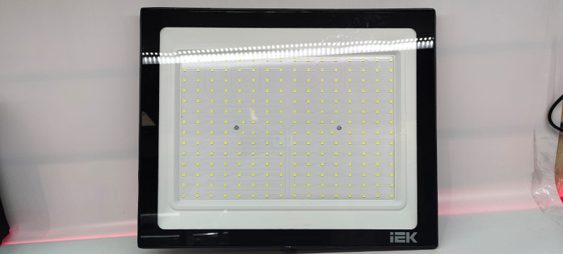 Прожектор светодиодный IEK СДО 06-200