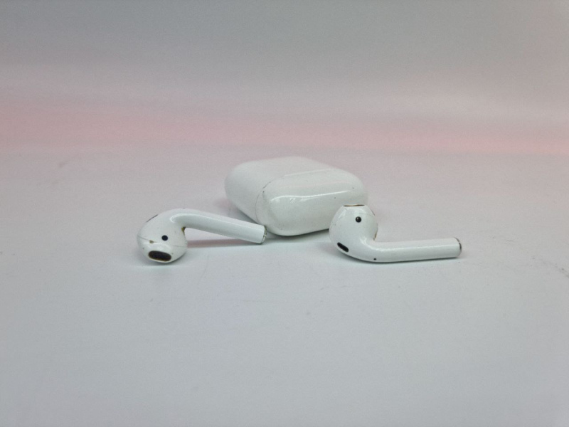 Наушники Apple Airpods 1