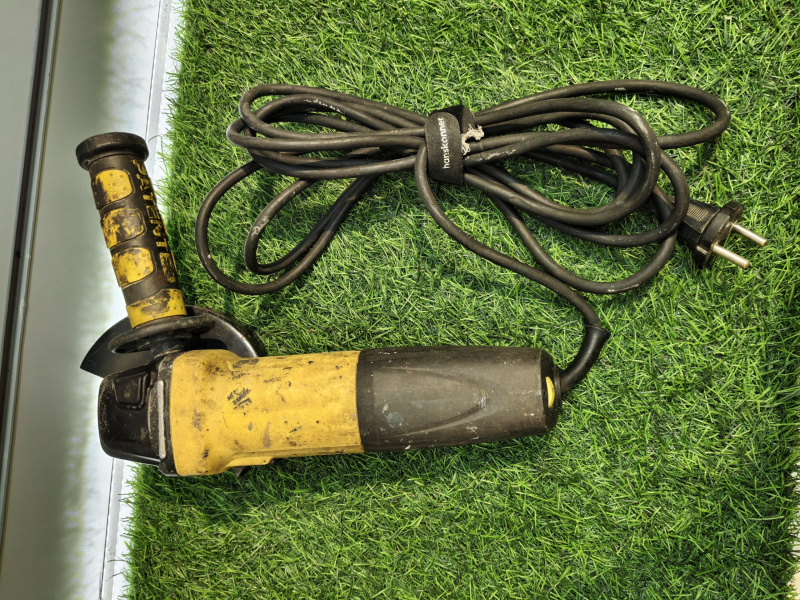 Болгарка Hanskonner HAG9012TES