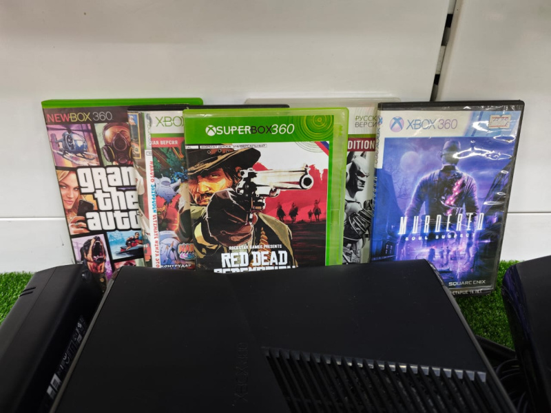 Игровая приставка Xbox 360