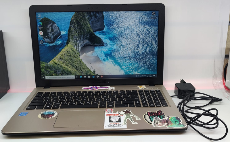 Ноутбук ASUS Vivobook X540MA-GQ917