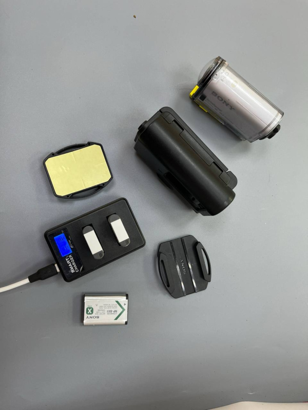 Видеокамера Sony  HDR AS100v